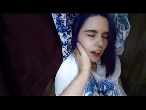 ❤️ Намерих сестра си в гардероба и й помогнах да свърши ️❌ Супер секс в bg.pornokey.ru ❌️
